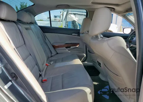 2011 Honda Accord Exl z USA, uszkodzony, nr VIN 1HGCP2F89BA004712